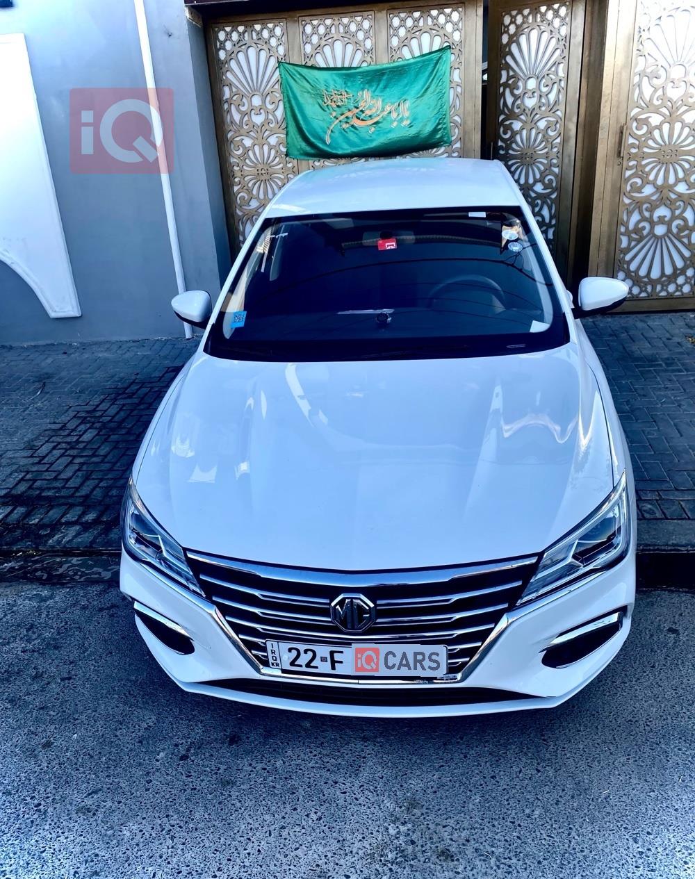 ئێم جی 5